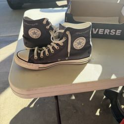 Women’s high top converse