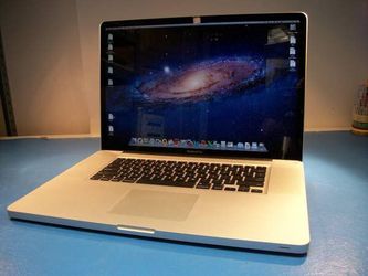 Apple Macbook Pro Core i7 2.67Ghz 8gb 750gb Sierra 17" A1297 Office