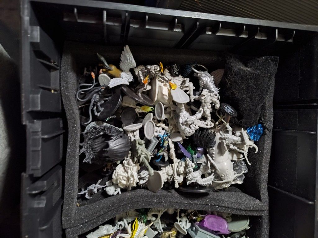 Tons Of DND Mini Figs