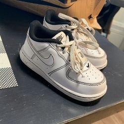  Nike Air Force 1 Black And White Toddler Size7c