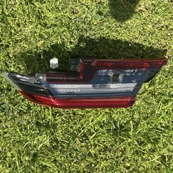 2025-2026 Toyota Camry Inner Tail Light Right Passenger Side OEM 81580-AQ020 LED