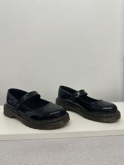 Dr.Martens Shoes for Girls