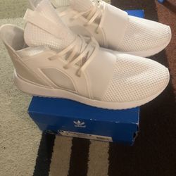 Women’s Shoes