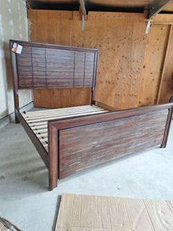 Real Wood King $480 FIRM