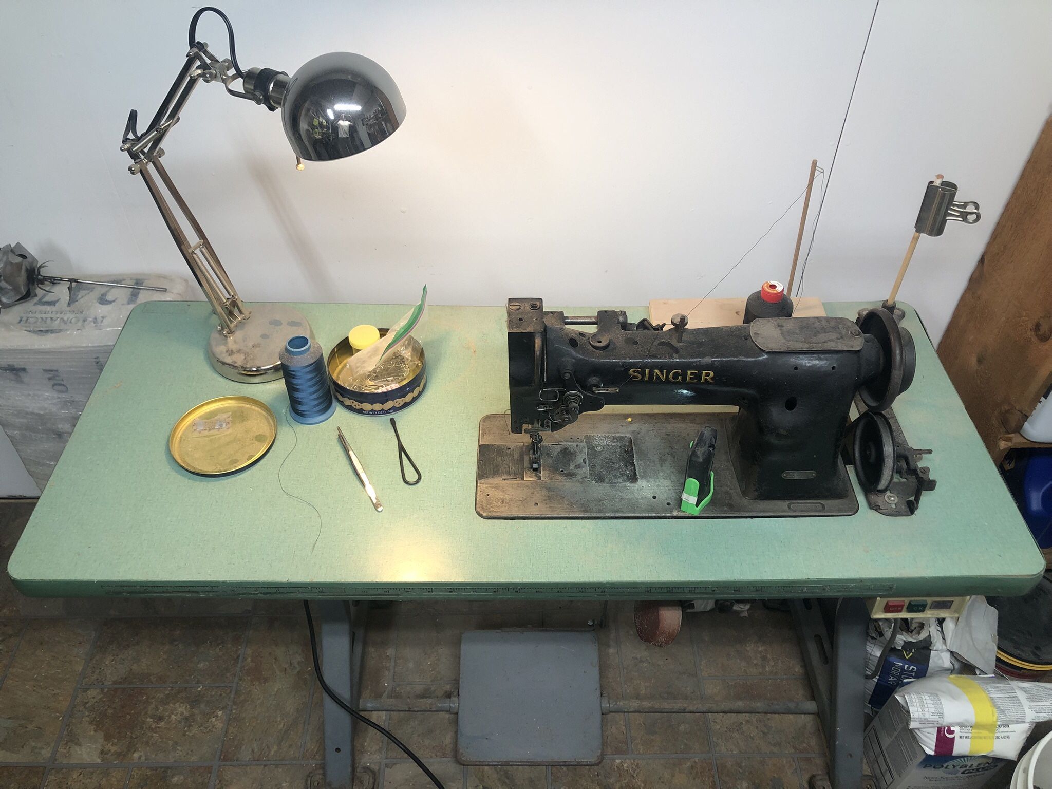 Singer Commercial Machine