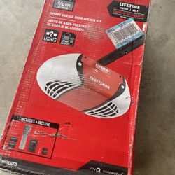 CRAFTSMAN 0.75-HP myQ Smart Belt Drive Garage Door Opener with MyQ and Wi-Fi Compatibility