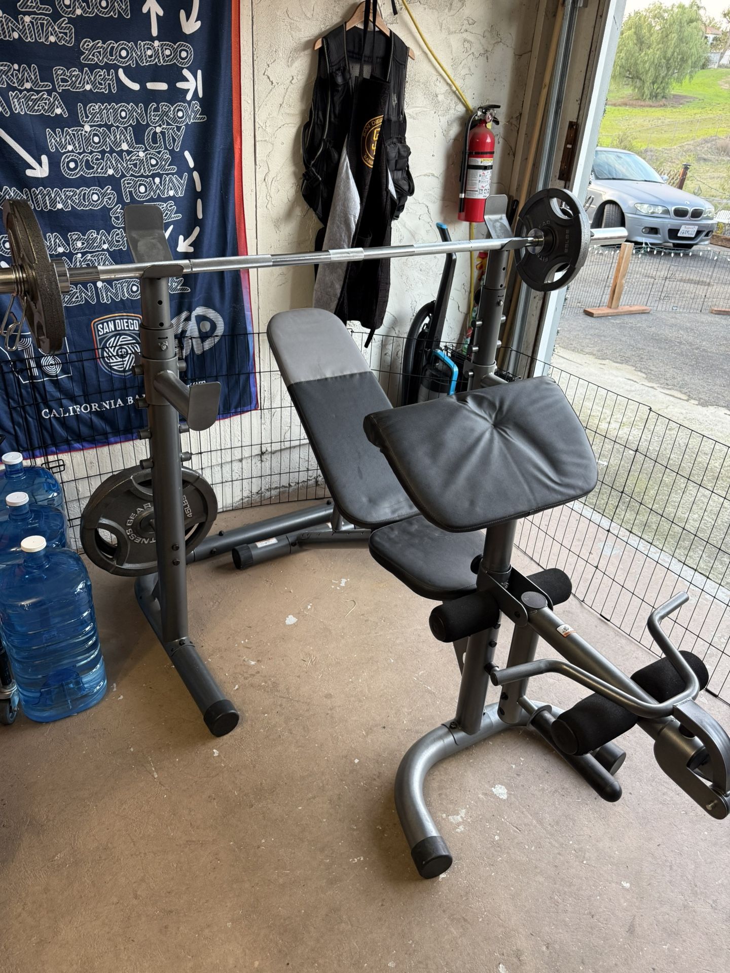 Weight Bench 