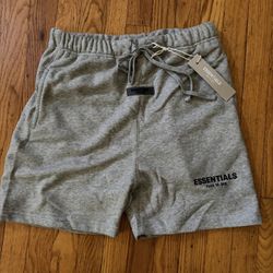 Essentials Shorts