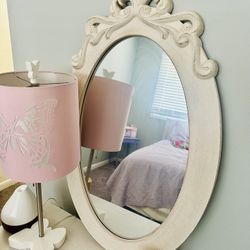 Ornate Wall Mirror – Whimsical Charm & Vintage Detailing