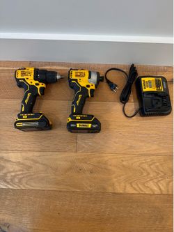 Dealt 20v Cordless Drill and Impact Driver Set