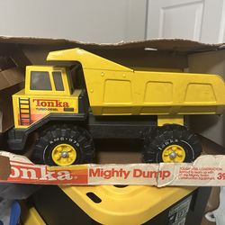 1980s Tonka Mighty Dump 3901