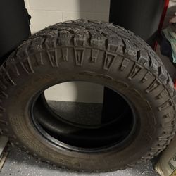 2019+ Ram Rebel Goodyear Wrangler Tire LT275/70R18