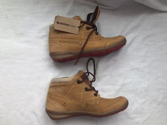Ankle boots Swiss Brand sz 6 women
