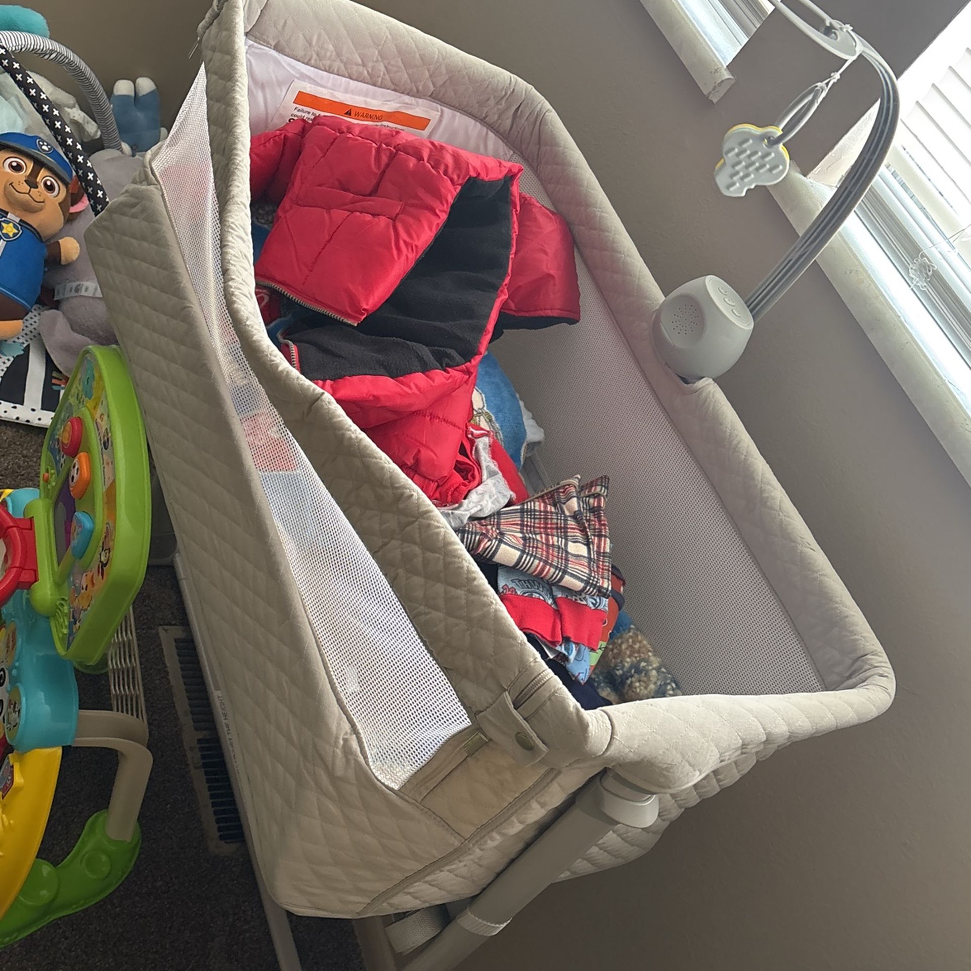 Newborn Bed/Bassinet