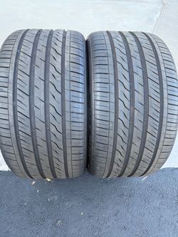 Pair of Lexani runflat tires 315/35/21 95%
