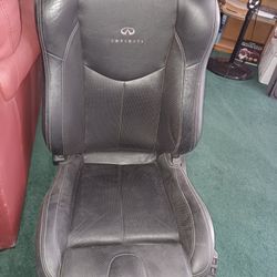 INFINITI  FRONT SEATS