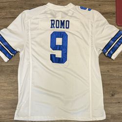 Dallas Cowboys NIKE On-Field  #9 Tony Romo Jersey. Men’s 3XL but Will Fit Men’s 2XL also. Only $55.00