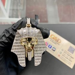 10k Gold With 6.66 CT Diamond Pendant 