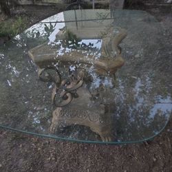 Glass Table only $60 Located Pharr Texas 78577
