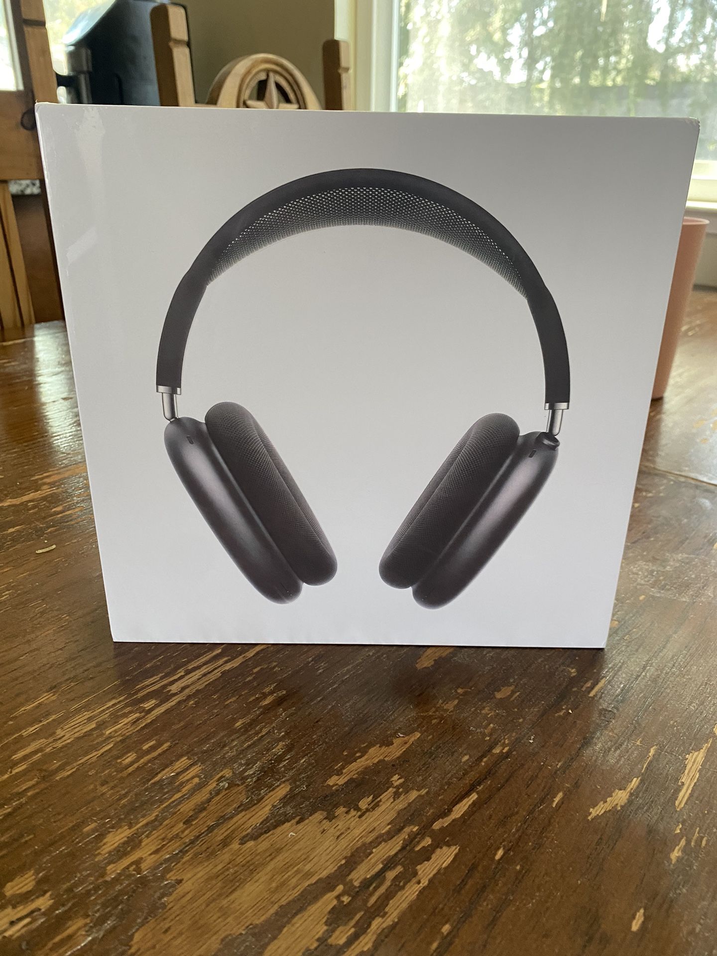 Apple AirPods Max Wireless Over-Ear Headset - Space Gray