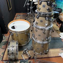 DW Collector’s Series 6 Pc Shell Pack