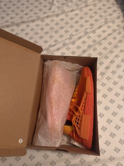 DS HUMAN RACE SIZE 10.5