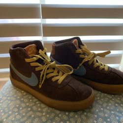 WHY SO SAD? X NIKE SB