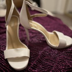 Michael Kors Hutton Leather Heel 