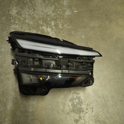 2026 Tesla Model Y Juniper Right Headlight Oem 