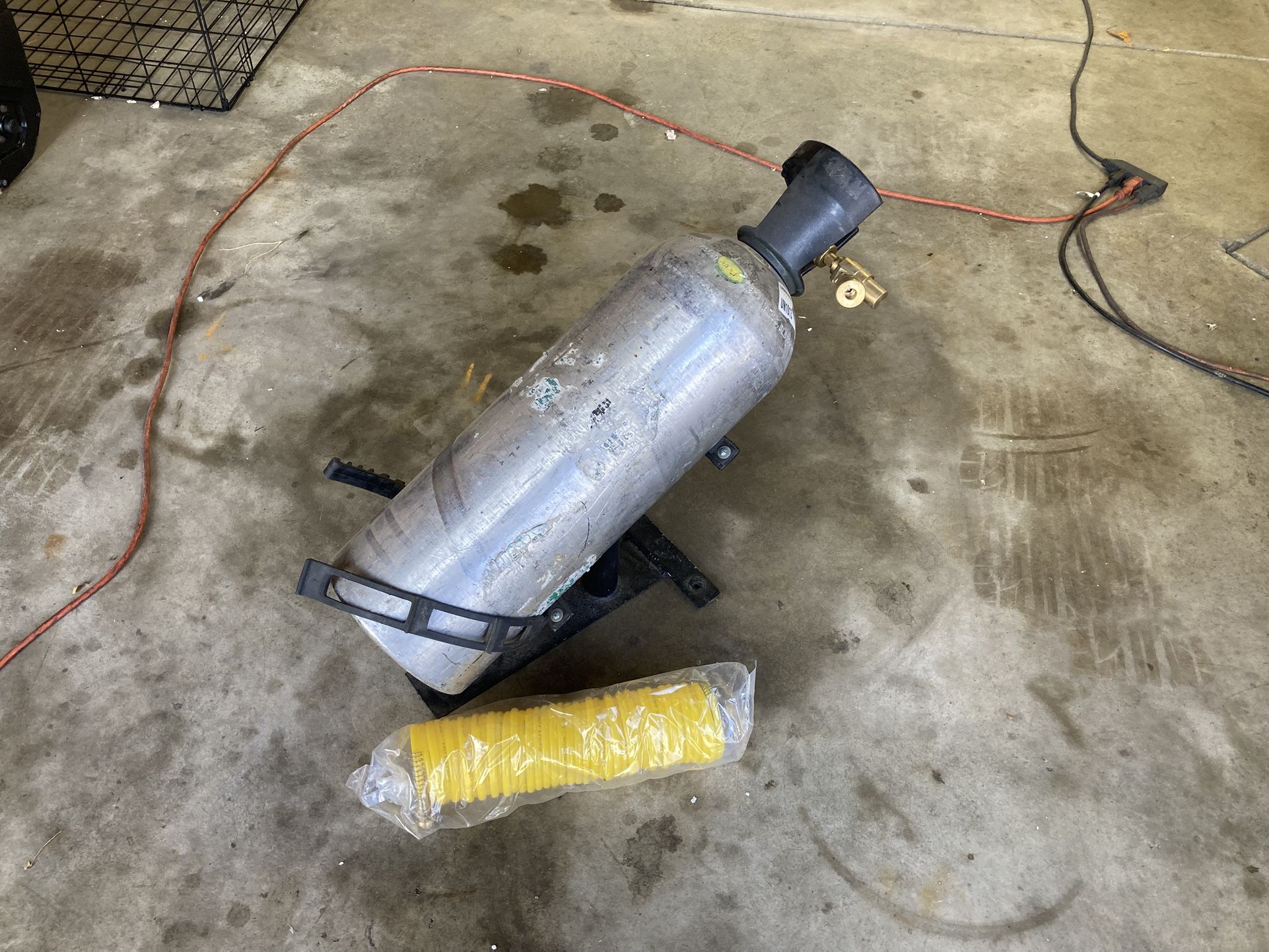 CO2 Air Tank