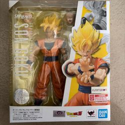 SH Figuarts Dragon Ball Super Saiyan Goku Figure