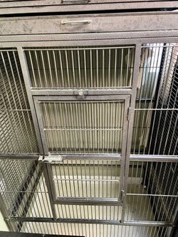 Extra Large Prevue Pet Products Signature Select Series Wrought Iron Bird Cage in Black