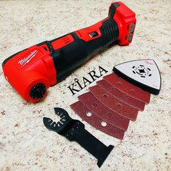 MILWAUKEE Multi-Tool M18 Multitool (Tool Only)