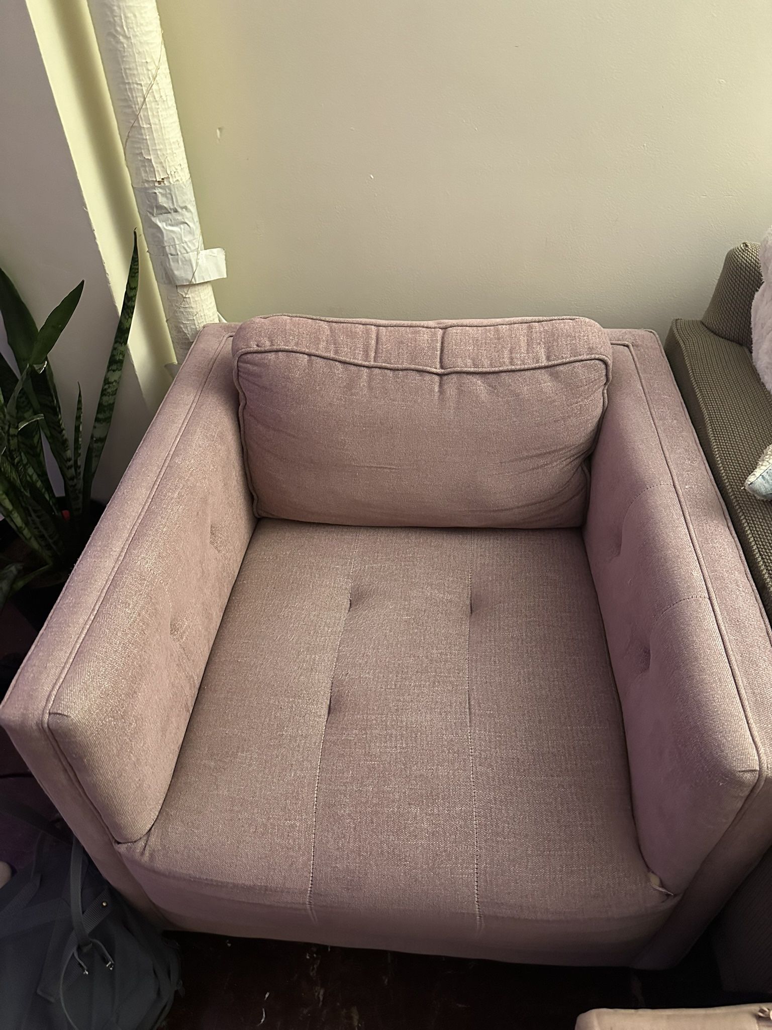 Pink Swivel Sofa Chair