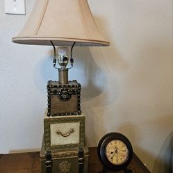 Vintage Suitcase Lamp
