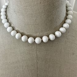 Monet Vintage White Lucite Choker Necklace 