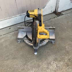 Mitter Saw 