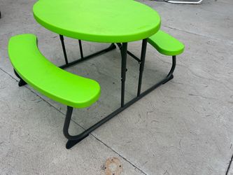 Child’s Picnic Table