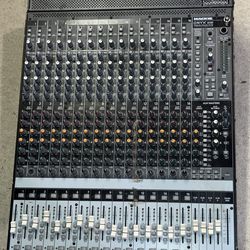 Mackie Onyx 16 Channel 1640 Mixer works