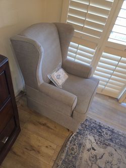 Baby Relax Armchair/ Rocker