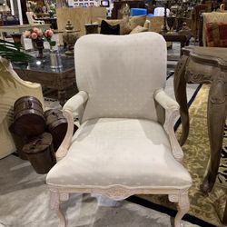 Italian Style Off White Cream Single Armchair - See measurements
