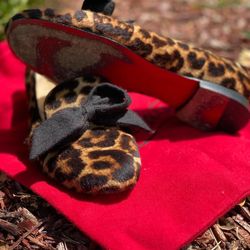 Christian Louboutin Flats 37 