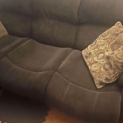 Sofa W/pull Out Bed 