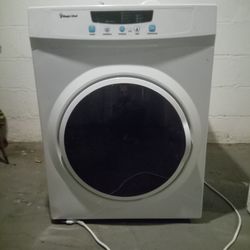 Apartment Size Electric Dryer $40
