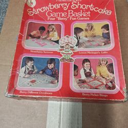 Vintage Strawberry Shortcake Game  1981
