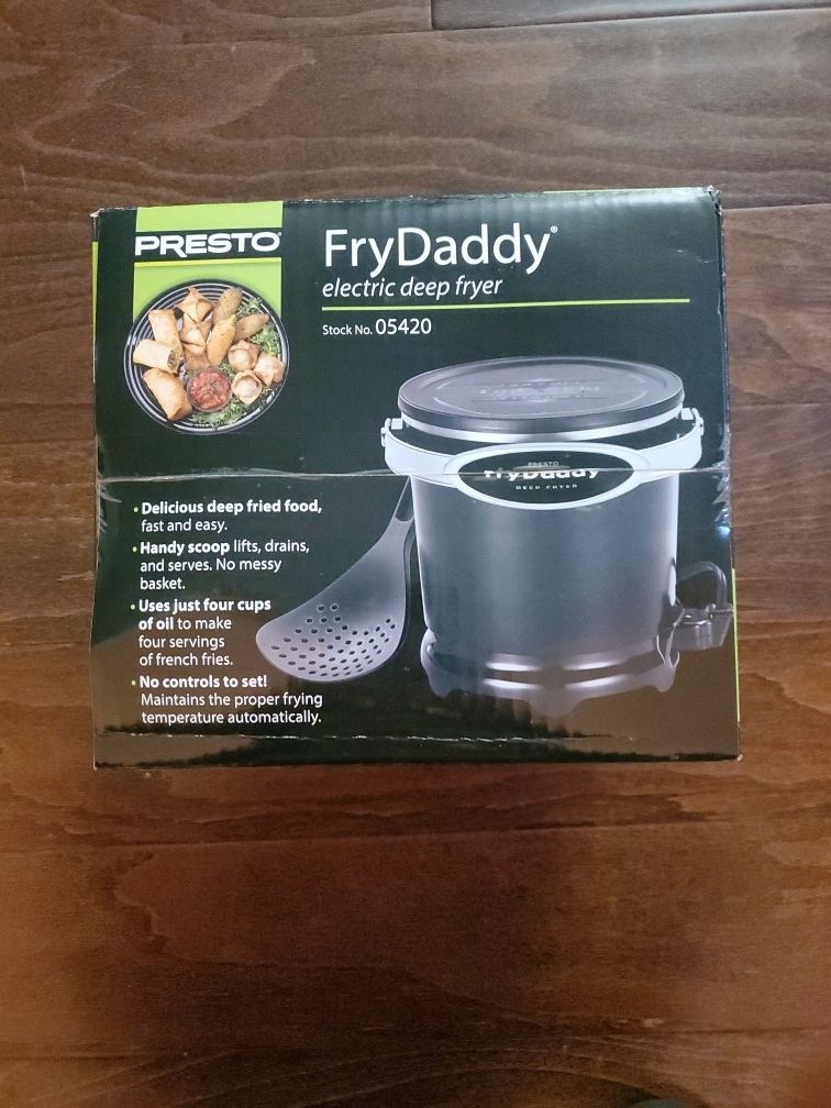 FRY DADDY 1200 watt Electric Deep Fryer! New In Box!