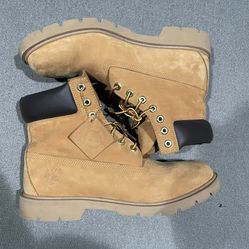 Men Size 10.5 Timberland Boots