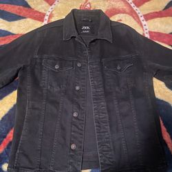 Zara Black Jean Jacket Size Large