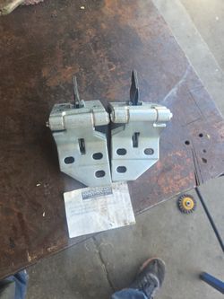 chevrolet truck door hinge