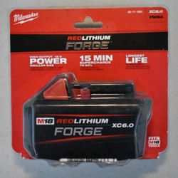 Milwaukee M18 18V Lithium-lon REDLITHIUM FORGE 6.0 Ah Battery Pack